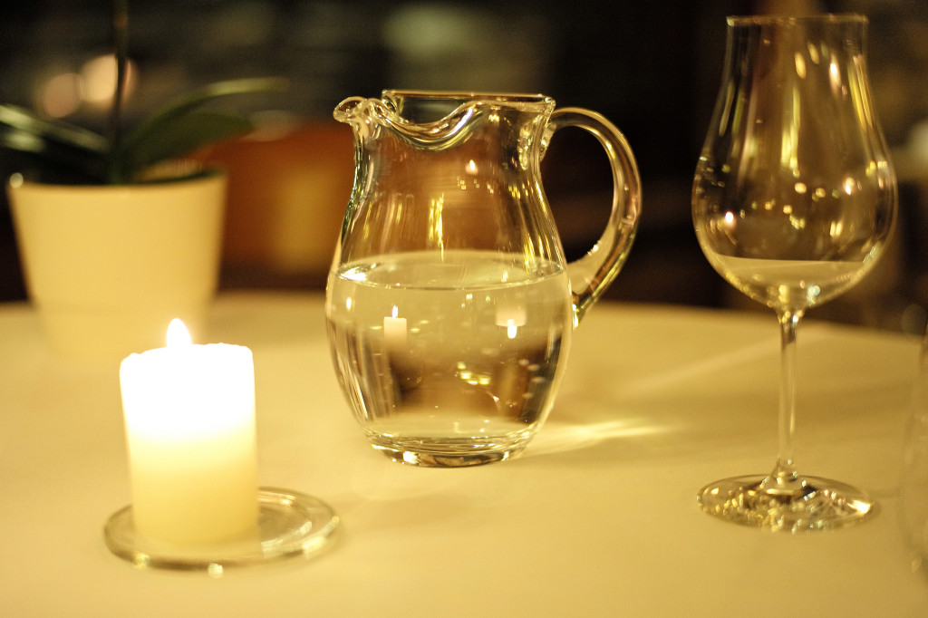¿Desea perder grasa corporal? Cenar más temprano u olvidarse de la cena podría ser la solución.