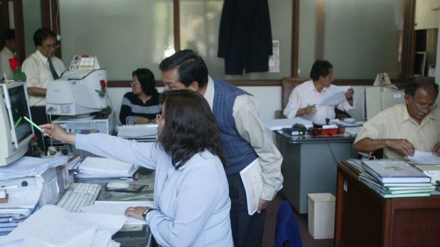 El debate sobre la política y los servidores públicos