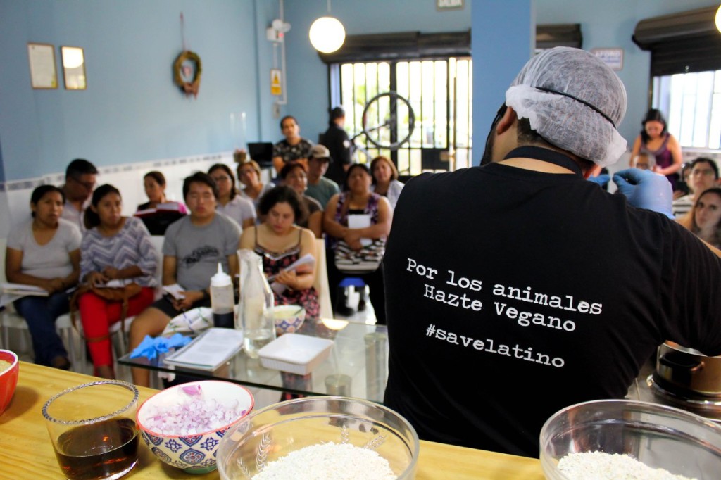 Escuela Vegana de Lima formará “deportistas de alto rendimiento” con una dieta sin carne, leche o huevos