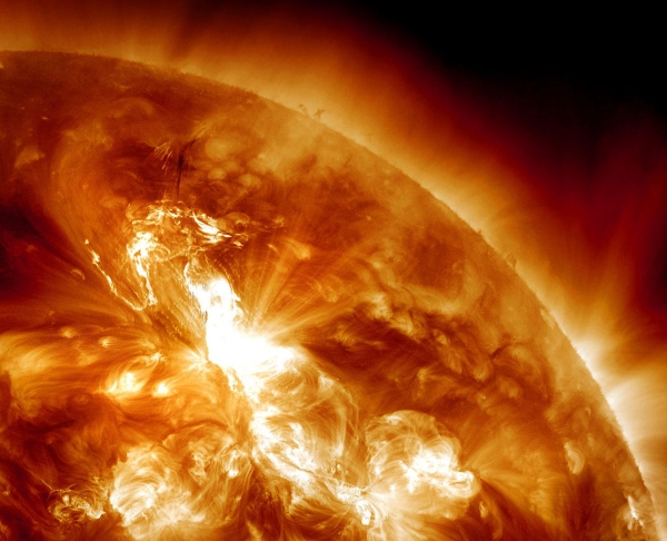 ¿Tormenta solar? Ojo con las cadenas de WhatsApp