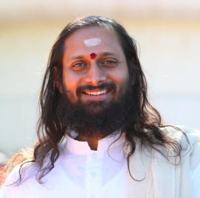 Swami Paramtej: ¿Quién es, que hará, y por qué de pronto lo quieres escuchar?