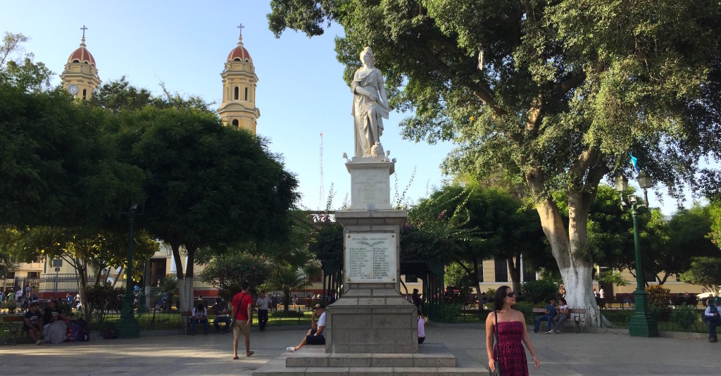 Descubre lugares de estreno para dormir, comer y brindar en la Ciudad del Eterno Calor