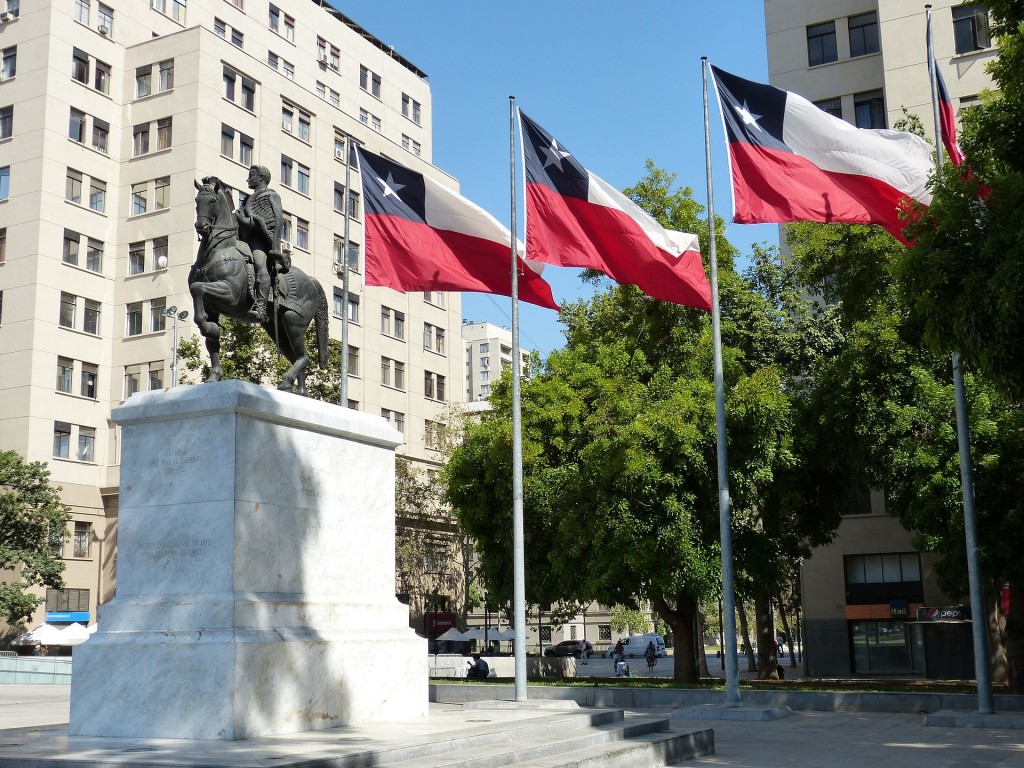 santiago chile-673284_1920