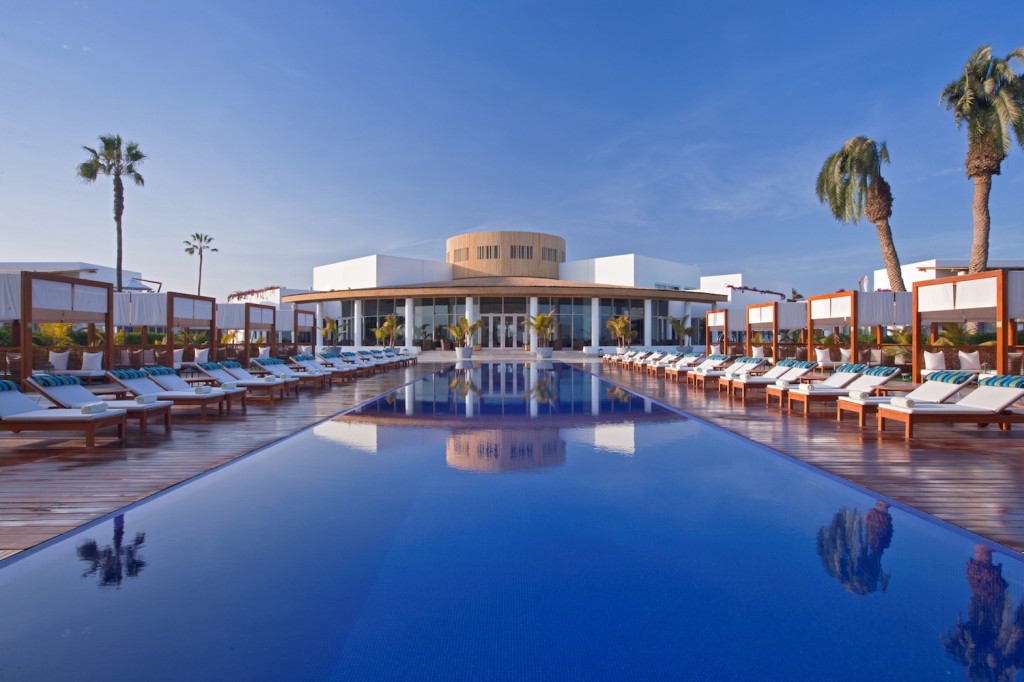 Hotel Paracas a Luxury Collection - Main Pool2