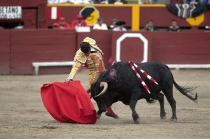 FOTO: JUAN PONCE ESPERANZA. El Perú tiene actualmente dos novilleros en un lugar expectante, entre los novilleros con caballos en España; Joaquín Galdós, tras su triunfo en Acho, en 2014, tiene ilusionados a los aficionados.