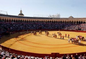 FOTO: PÁG WEB EMPRESA PAGÉS SEVILLA. Una de las cunas del toreo; es natural que para muchos se trate de la plaza más importante del mundo y la más compleja.