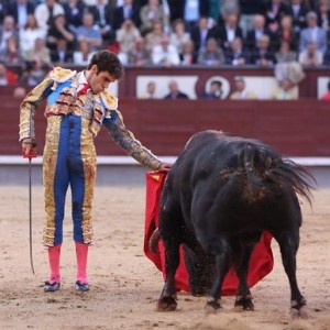 FOTO: PÁG WEB PLAZA DE LAS VENTAS Natural. José Tomás el 5 de junio de 2008, la tarde que cortó 4 orejas (excesivas). ¿Algún día volverá a torear en Las Ventas?