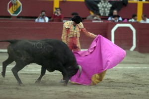 FOTO: JUAN PONCE - ARCHIVO EL COMERCIO DECISIVO. Grandes retos le esperan a Andrés Roca Rey; este año deberá triunfar en cada novillada, en España y Francia.