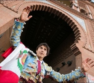 FOTO: PÁG WEB PLAZA DE TOROS DE LAS VENTAS Andrés Roca Rey, con solo 18 años, se proyecta como figura.