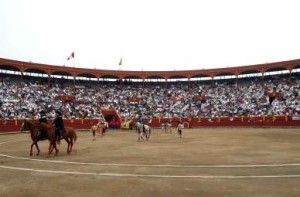 FOTO: PABLO J. GÓMEZ DEBARBIERI  COMPARATIVO. Plaza de Acho; sus cifras deben compararse con las de otras plazas similares para poder ubicarla en la realidad 