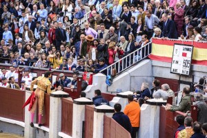 FOTO: LUIS HERENCIA SÁNCHEZ Andrés brindó su primer toro al Rey Juan Carlos, que ya lo va viendo tres veces, y lo invitó a venir a Lima por los 250 años de Acho.