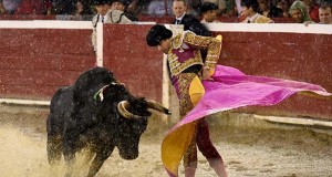 FOTO: PLAZA DE TOROS DE CALI López Simón encantó al público caleño en tarde de diluvio.