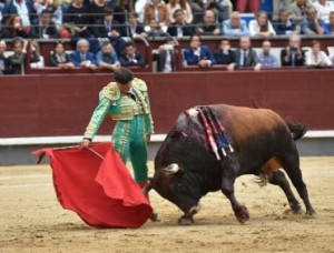 FOTO: CULTORO Antonio Ferrera cuajó una gran faena en Madrid, a un toro de Las Ramblas, fruto de su madurez taurina.