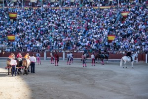 FOTO: CULTORO Al hacer el paseíllo en Madrid, la presión del público es enorme.