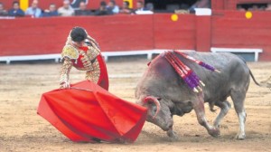 Juan del Álamo cuajó una buena faena al sexto, que tuvo dos partes; mejor la primera que la segunda.