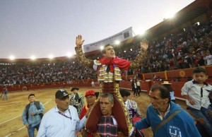 FOTOS: JUAN PONCE Joaquín Galdós estuvo en su tarde, conquistó al público estando inspirado, decidido y toreando con enorme clase, mucho gusto y hondura.