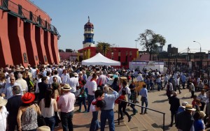 FOTO: PABLO JAVIER GÓMEZ DEBARBIERI La Feria del Señor de los Milagros empezará el domingo 27 de octubre en la Plaza de Acho.