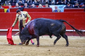 Enrique Ponce, el sábado y ayer en Valencia, rozó la perfección.