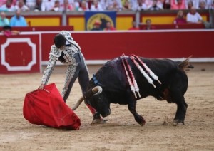 Blog FOTO N°1 Roca Rey derechazo al 6to Pamplona 13 jul 2018