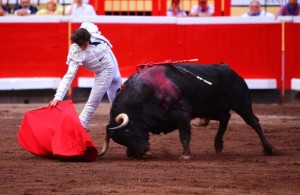 Vibrante faena de Andrés Roca Rey en Bilbao