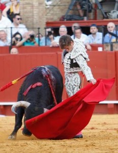 Fanea de dos orejas la de El Juli al quinto toro.