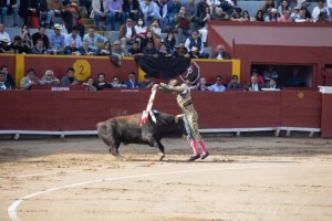 FOTOS: JUAN PONCE VALENZUELA Manuel Escribano en un par al violín